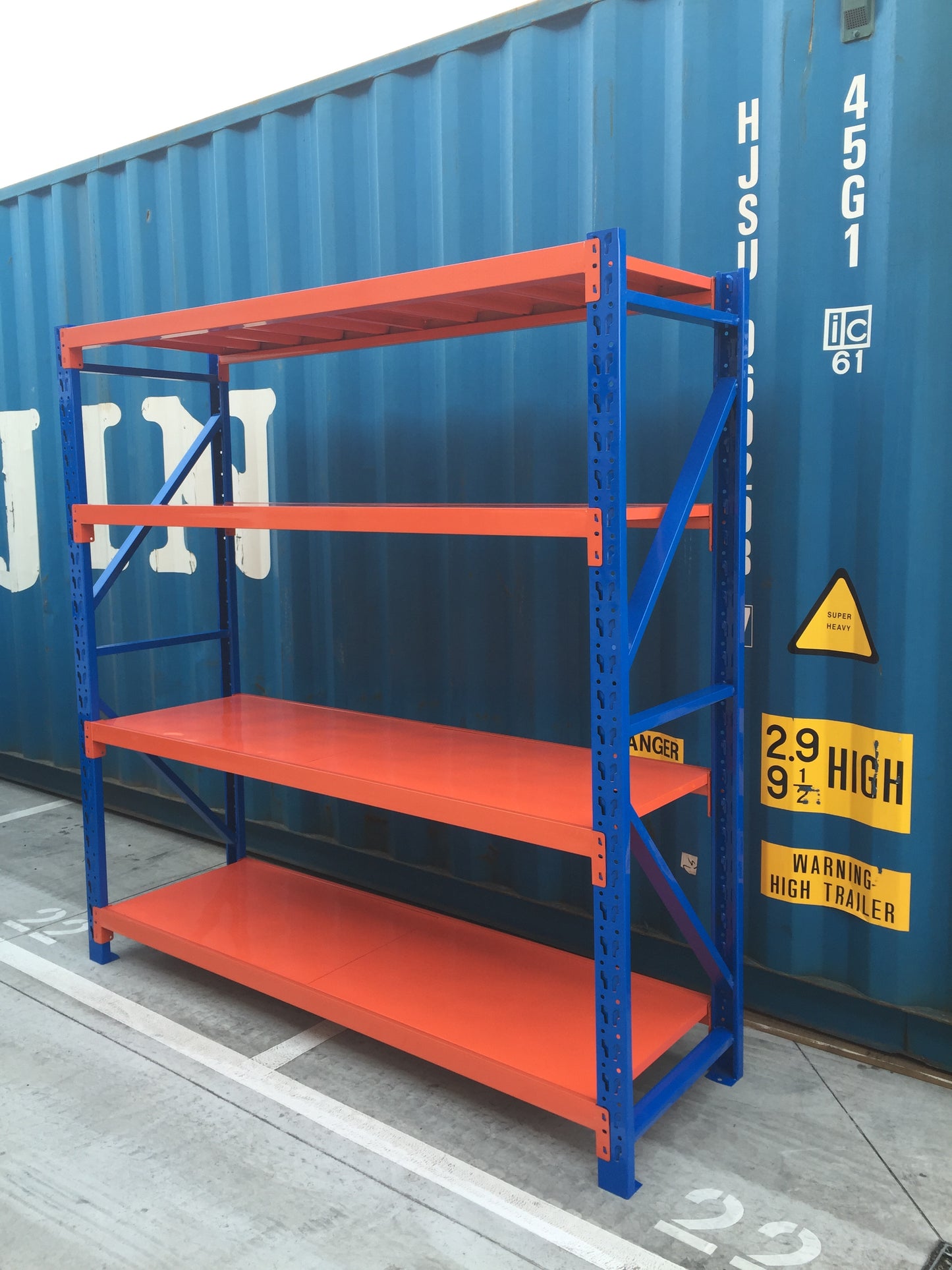 2m(H)x1.2m(W)x0.6m(D)